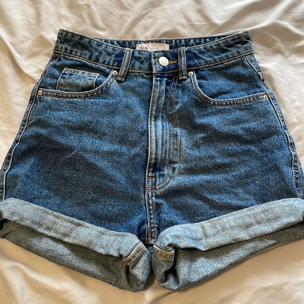 Zara high-waisted shorts